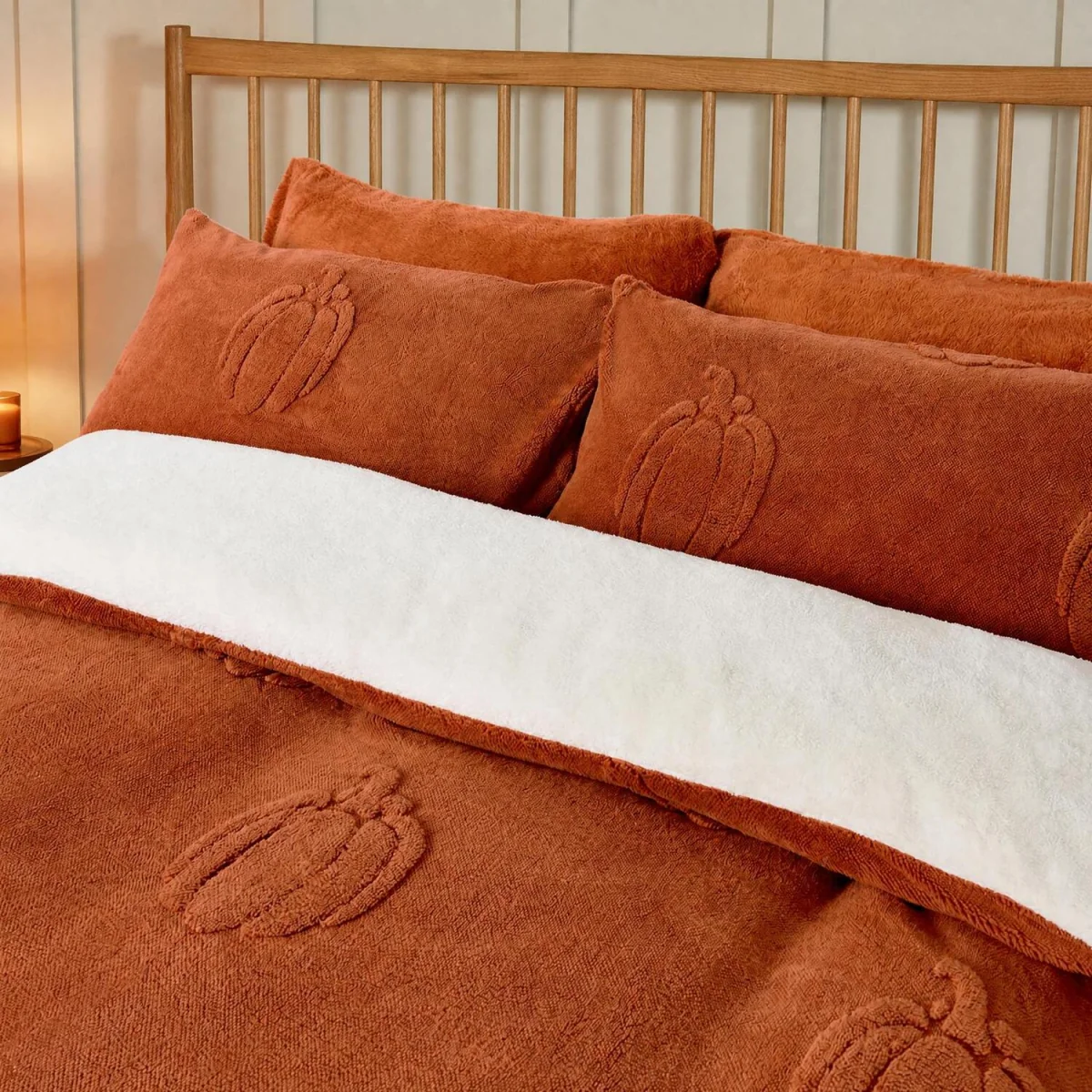 OHS Tufted Pumpkin Teddy Duvet Cover Set - Rust / Double – image 2