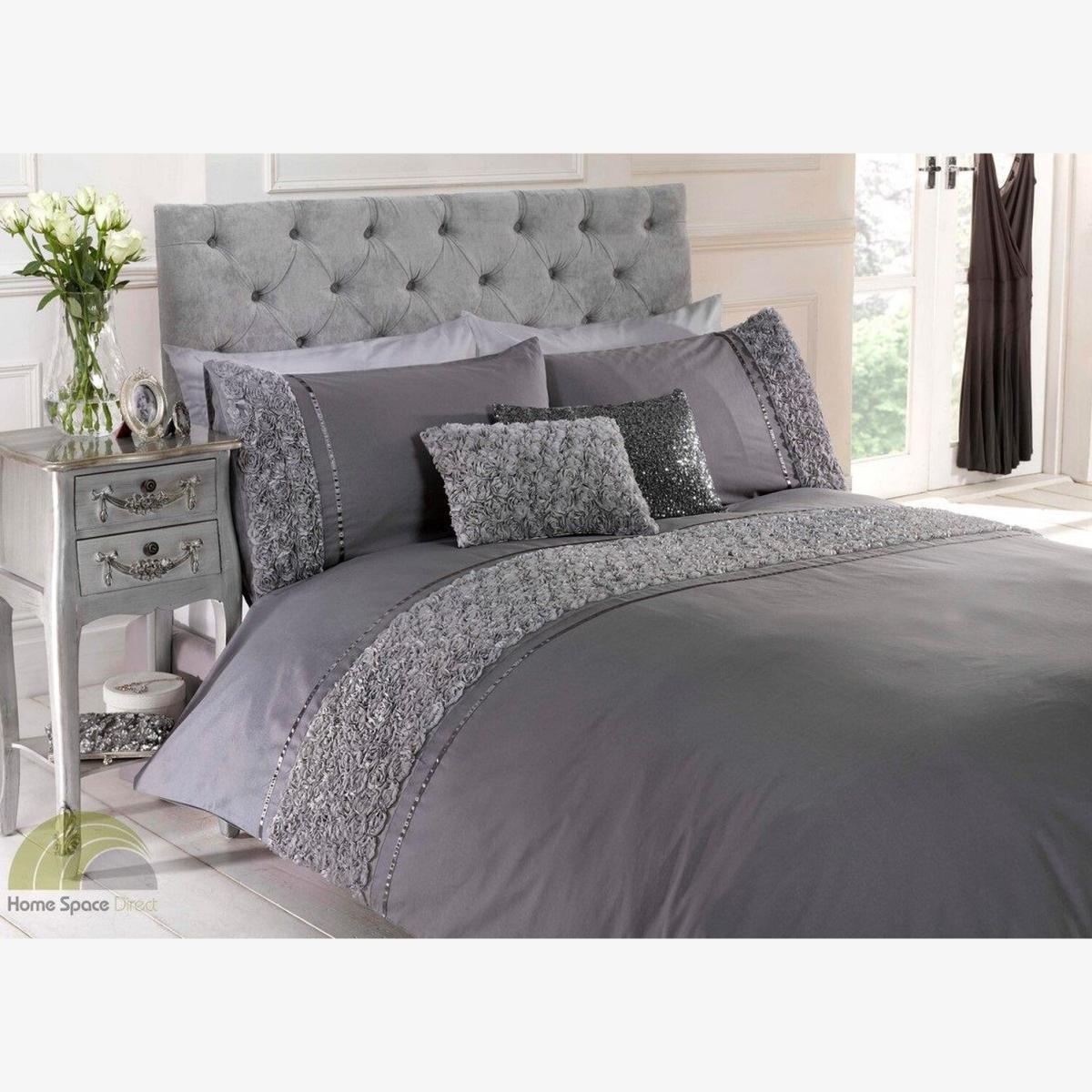 Limoges Raised Rose Duvet Cover Set - Grey