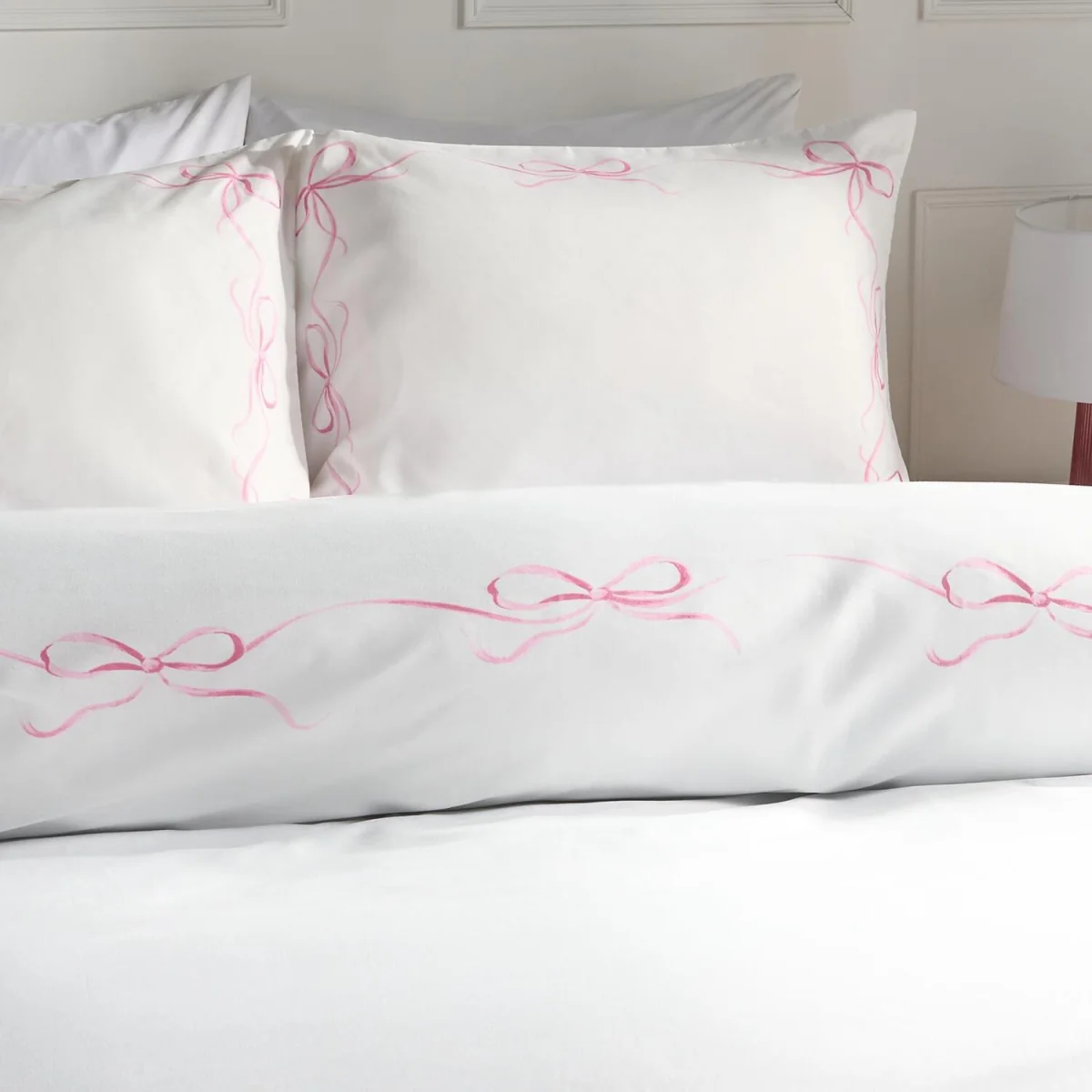 OHS Bow Border Duvet Cover Set - White/Pink / 0.8kg – image 1