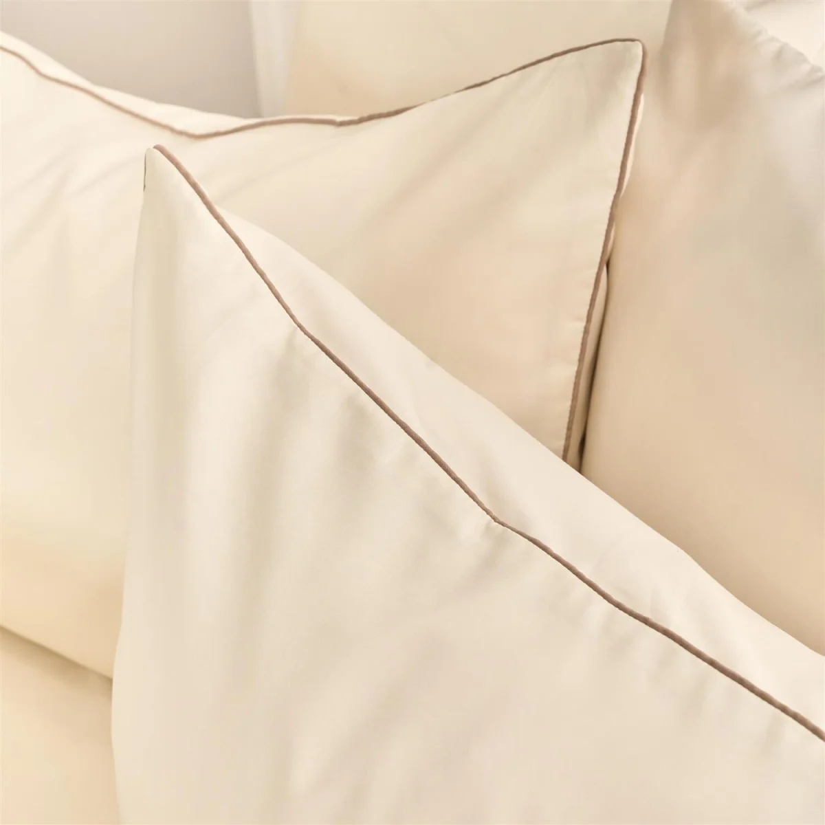 OHS Piped Edge Duvet Cover Set - Ivory/Natural / 0.82kg – image 4