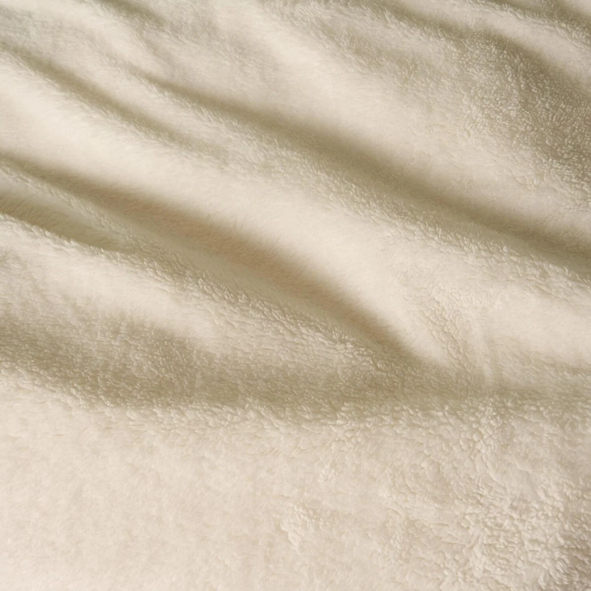 OHS Xmas Tree Teddy Duvet Cover - Monochrome / Single – image 4