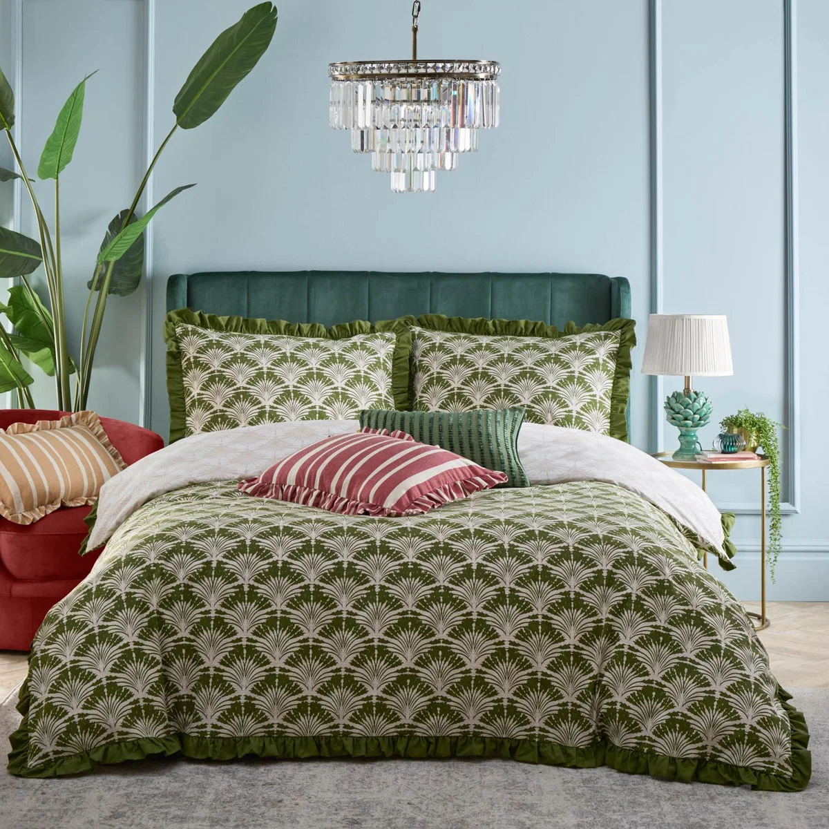 Deco Palm Printed Ruffle Duvet Cover Set - Moss / Super King