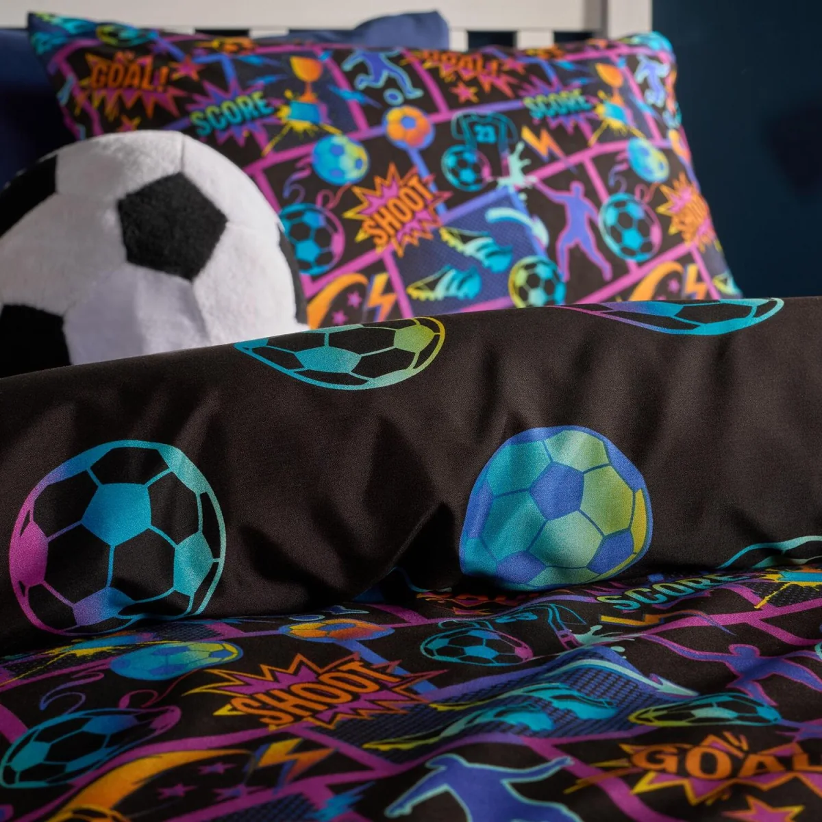 OHS Football Comic Print Duvet Cover Set - Multi / 0.6kg – image 4