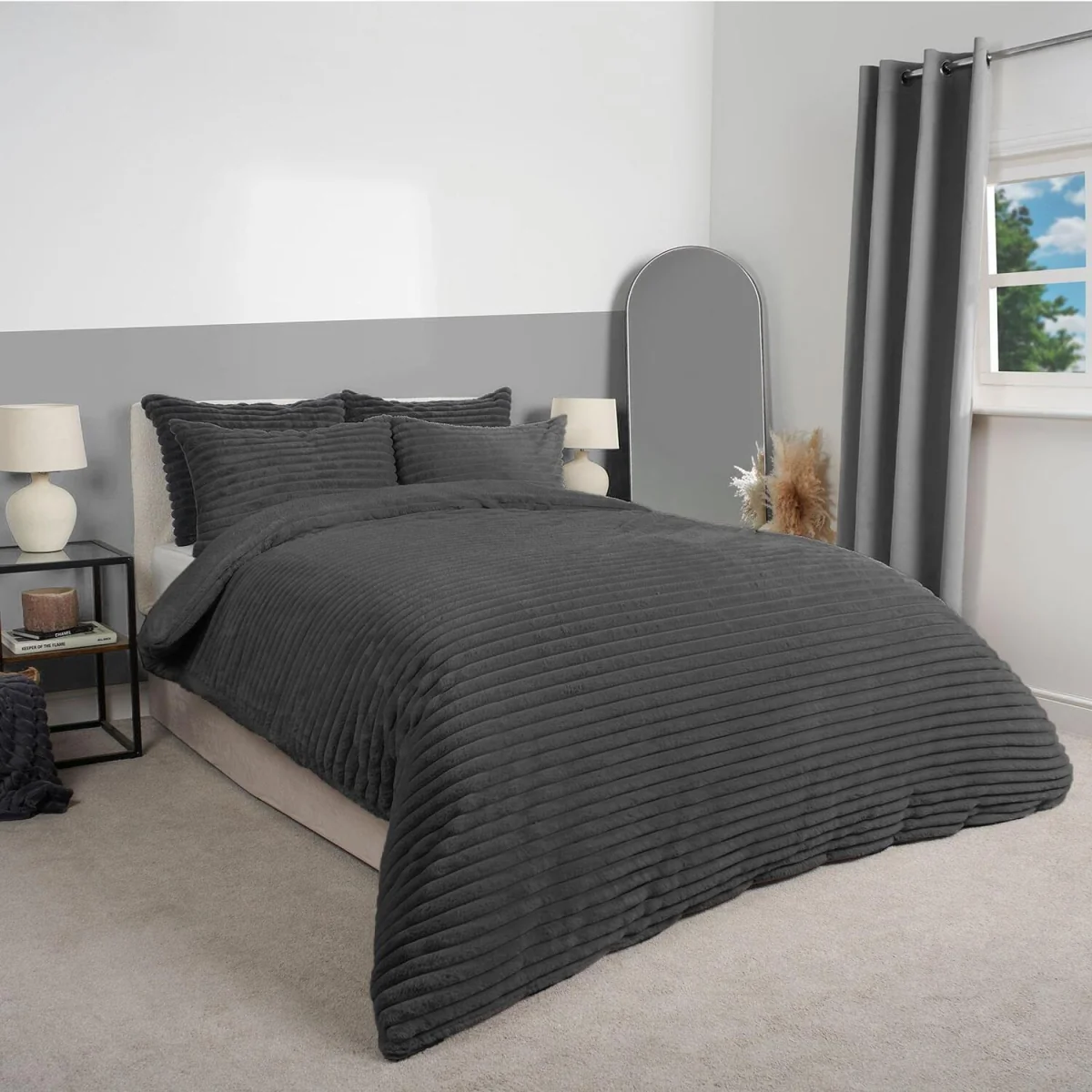 OHS Ribbed Faux Fur Duvet Cover Set - Charcoal / 2kg / Double – image 3