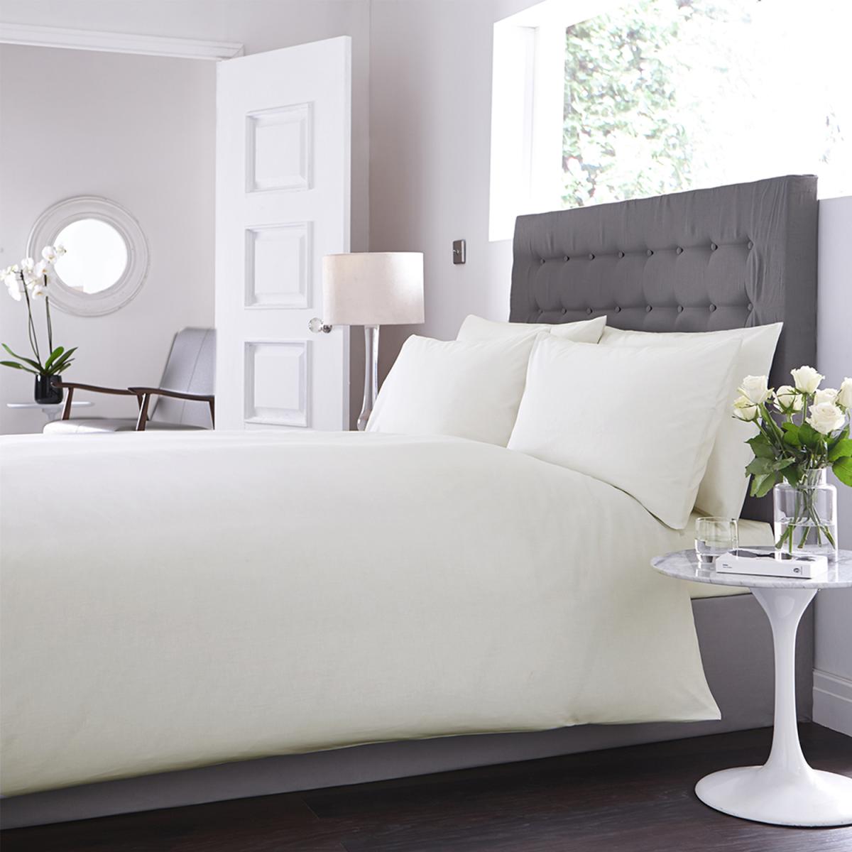 Charlotte Thomas Sestina Luxury Duvet Cover - Beige / King
