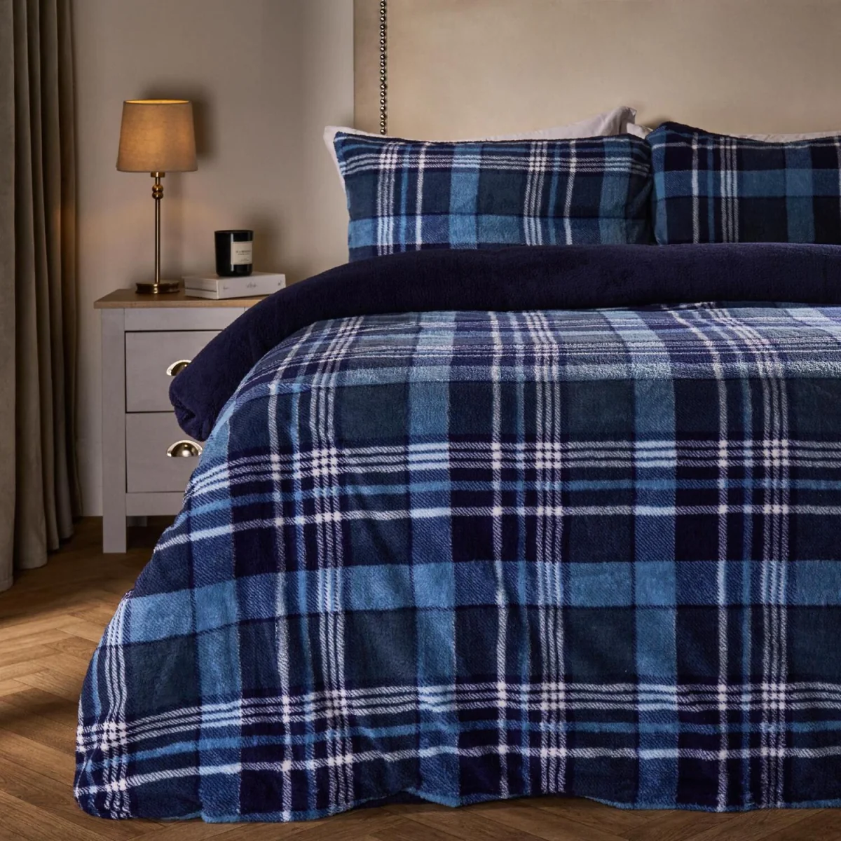 OHS Tartan Check Teddy Duvet Cover Set - Navy / Double / 2kg – image 3
