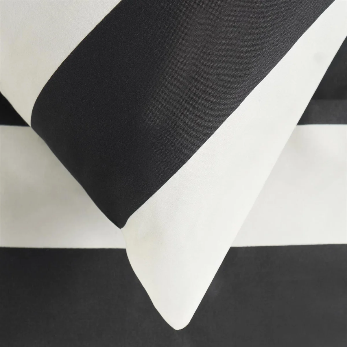 OHS Mono Stripe Duvet Cover Set - Monochrome / 0.8kg – image 3