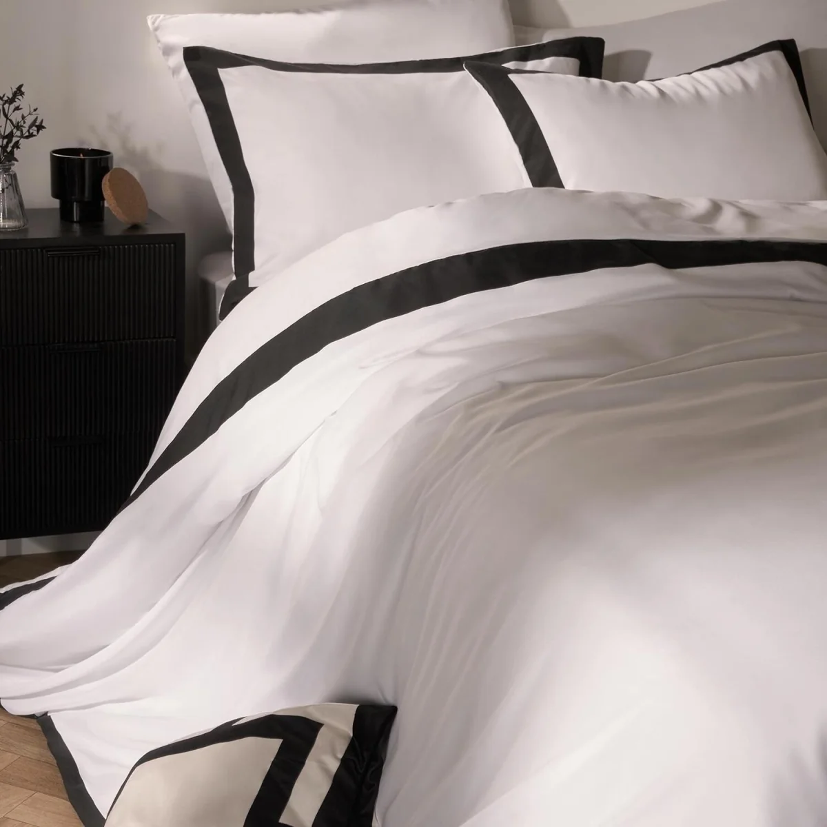 OHS Contrast Border Duvet Cover Set - Monochrome / 0.8kg / Plump¿ – image 3