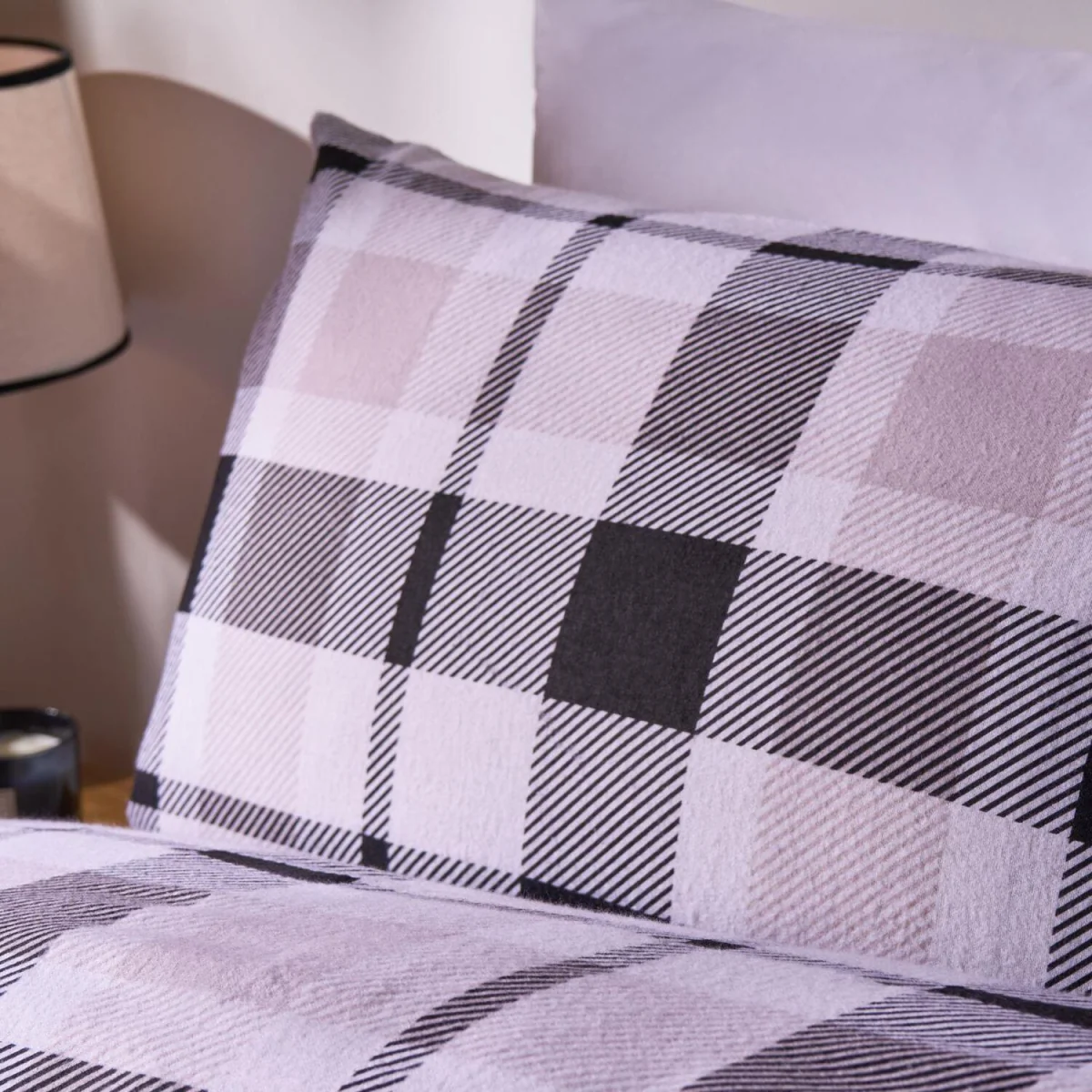 OHS Farmers Check Brushed Cotton Duvet Cover Set - Monochrome / 1.04kg – image 4