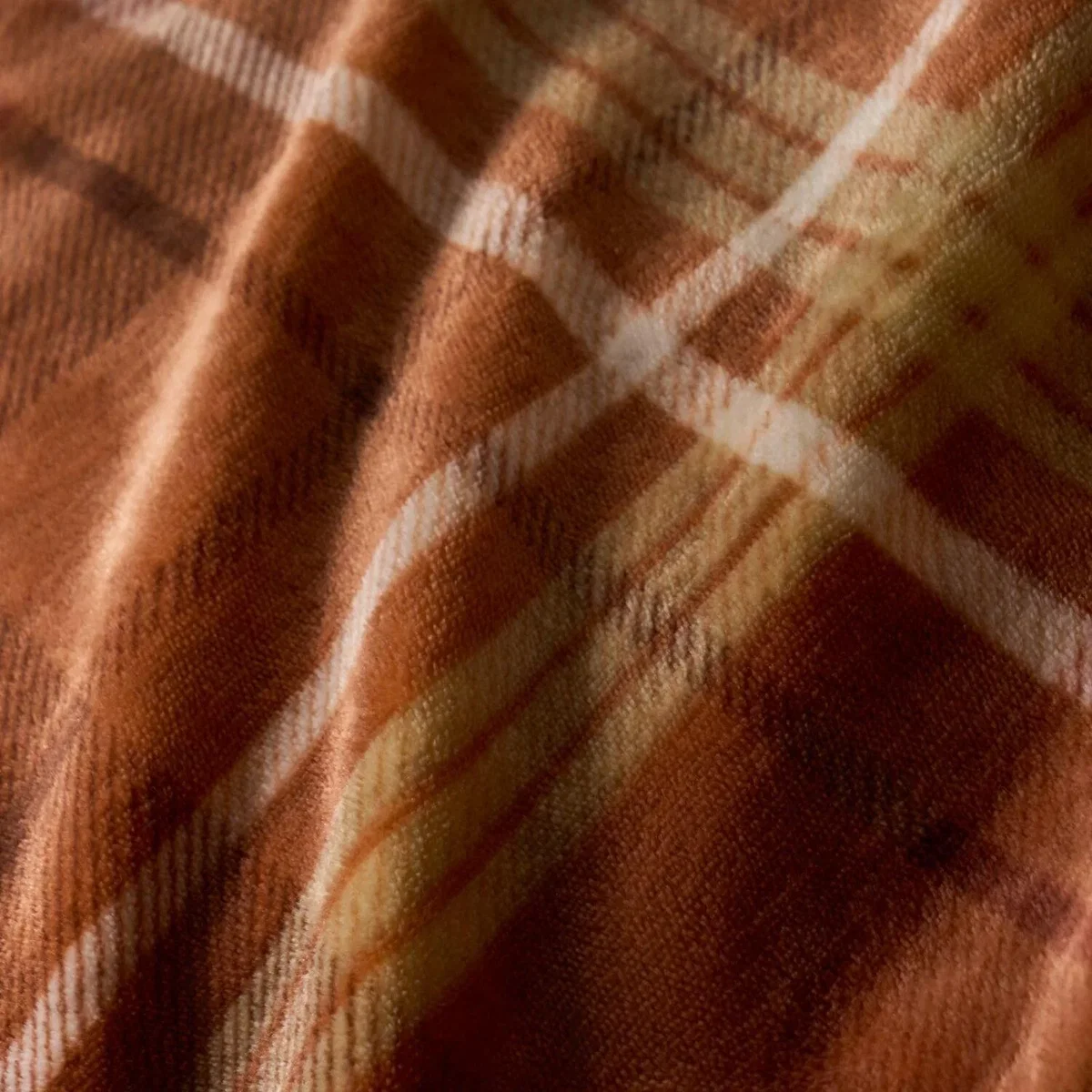 OHS Autumn Check Fleece Duvet Cover Set - Rust / 32cm / 1.93kg – image 4