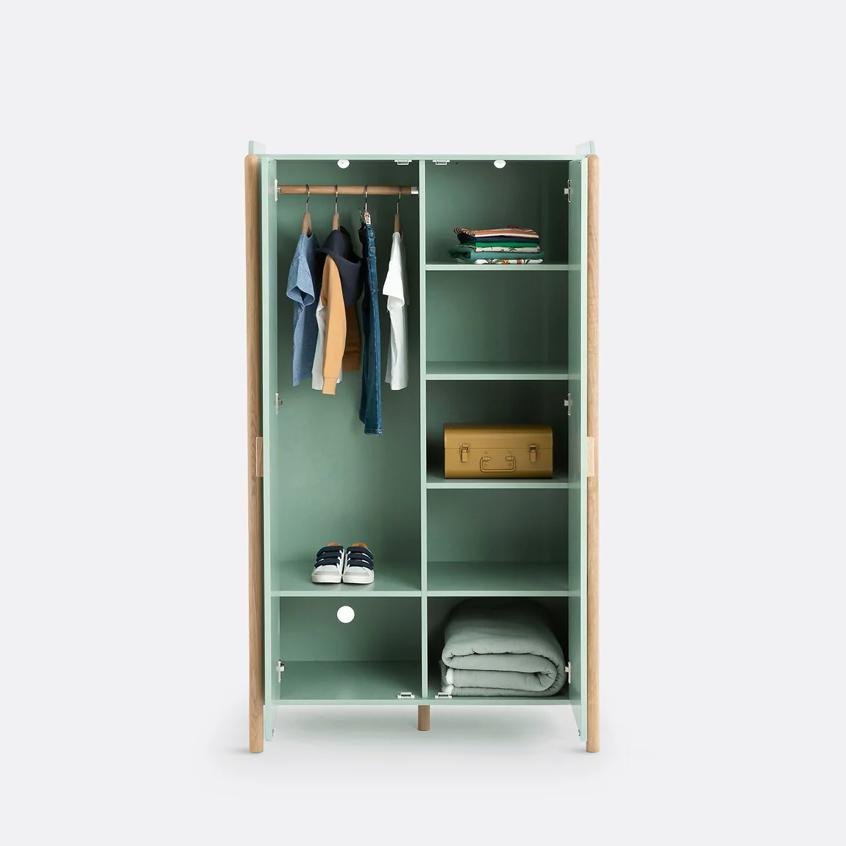 Nadil Child's Wardrobe – image 3