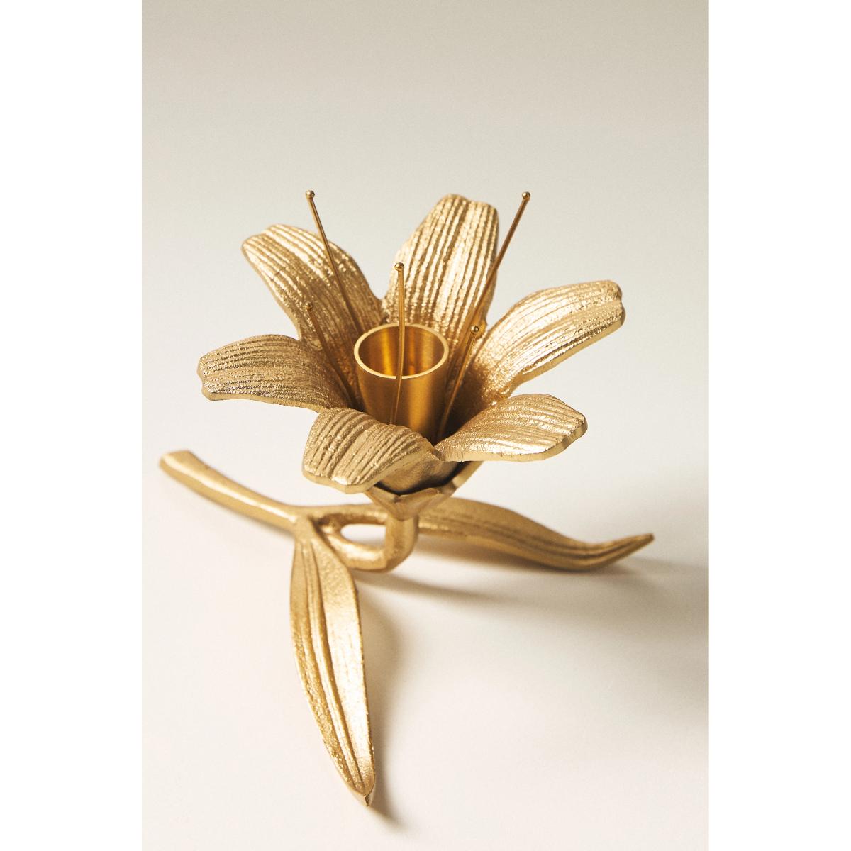 Metal Flower Candle Holder – image 3