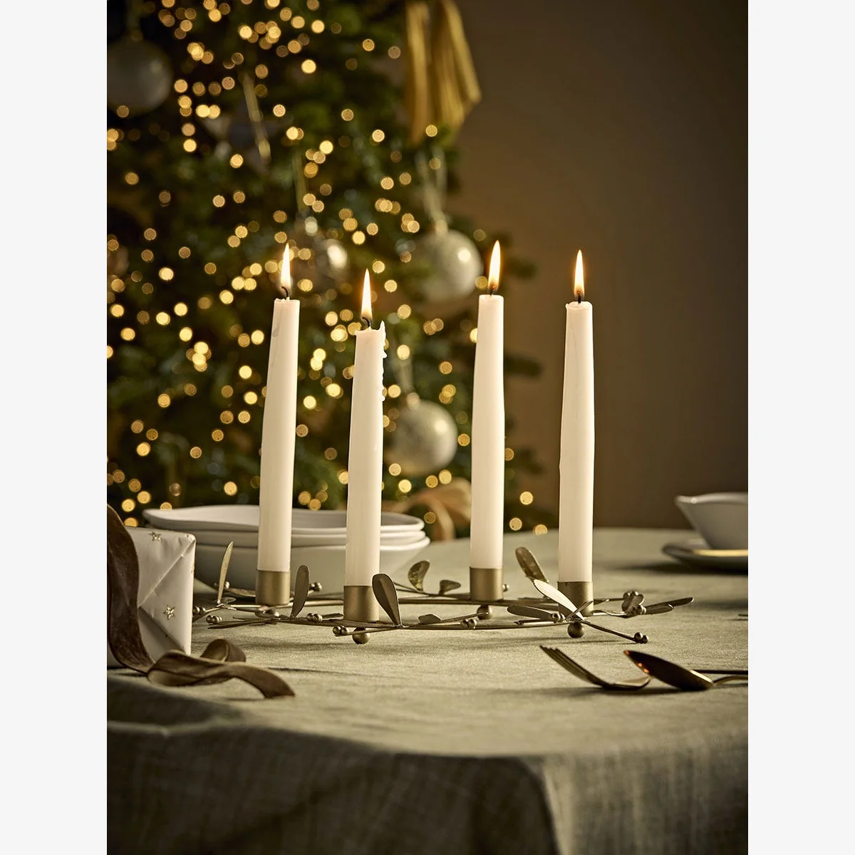 Golden Leaf Candle Holder – image 1