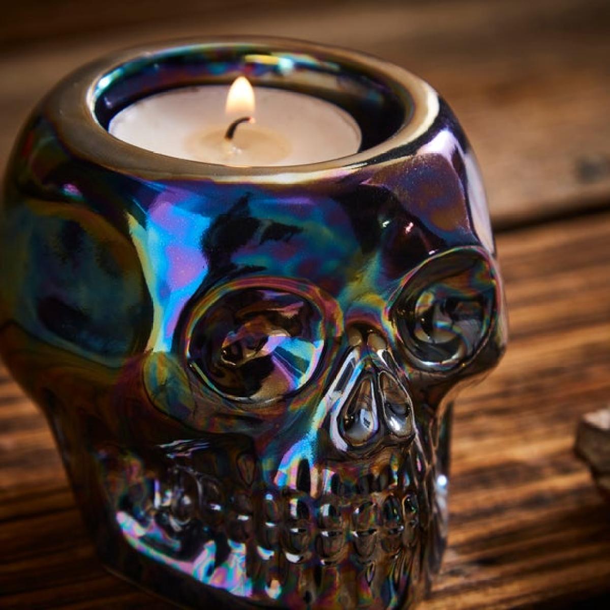 Iridescent Skull Tealight Candle Holder – image 2