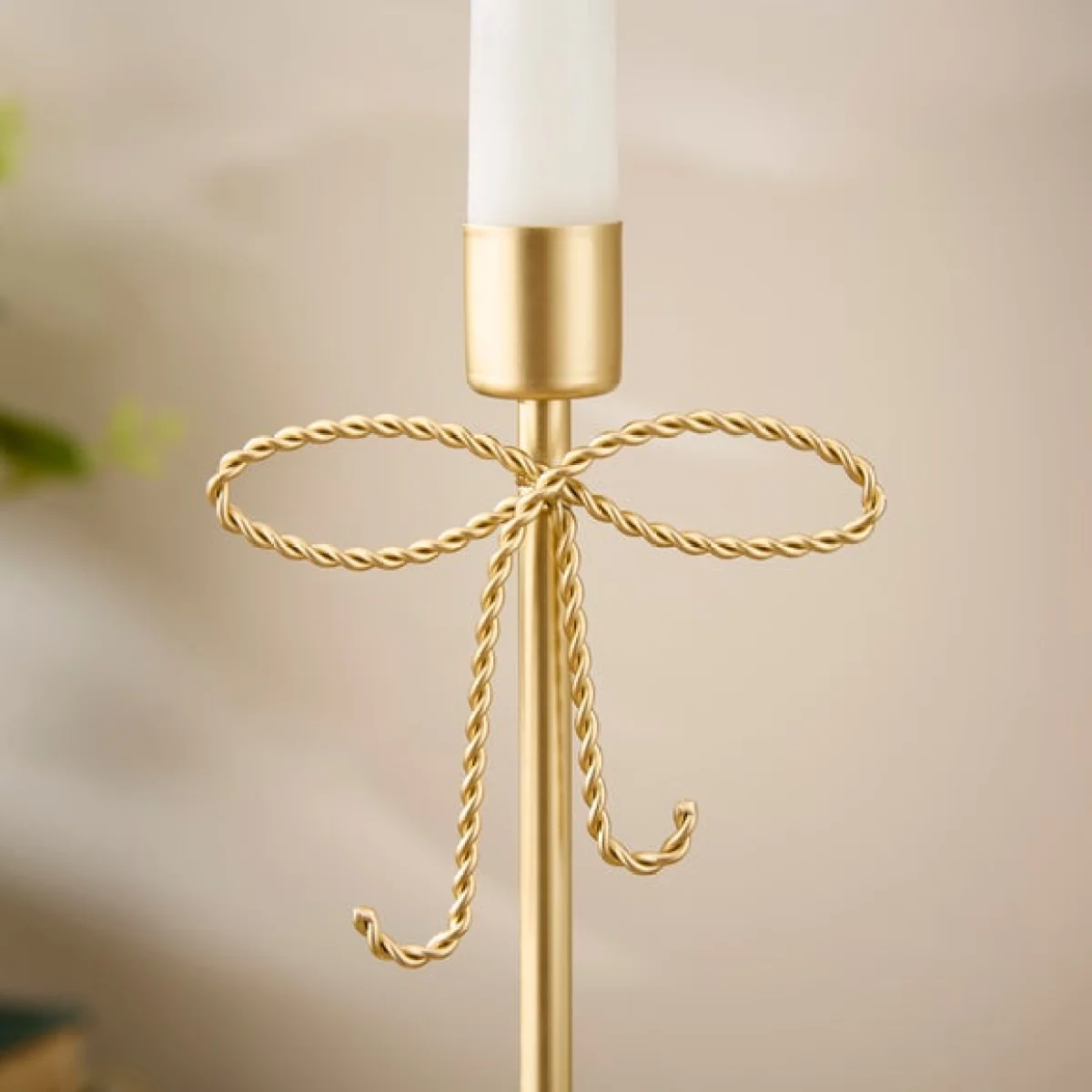 Twisted Bow Metal Candlestick Holder – image 2