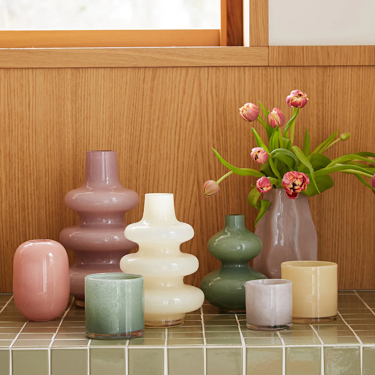 Set of 2 Iva Tealight Holders in Coloured Glass – image 2