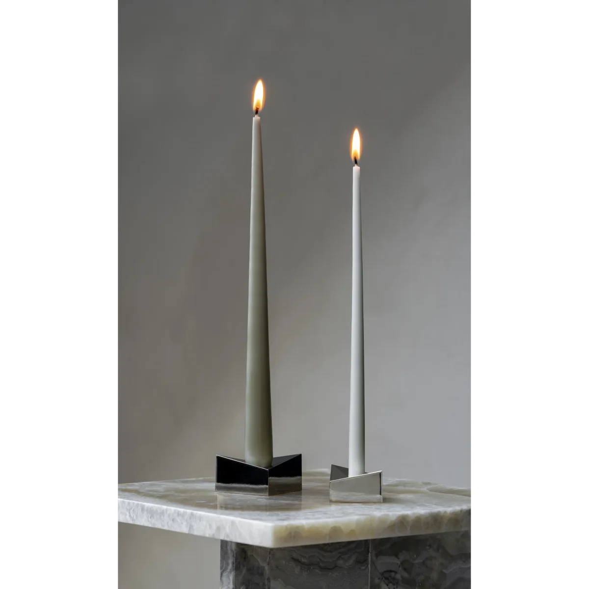 STOFF STOFF Nagel reflect candle holder large 3.2 cm Black chrome – image 2