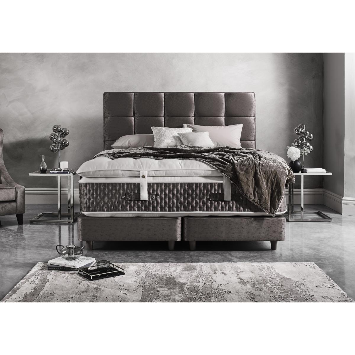 Harrison Spinks - Stately Grantley Divan Set with Mattress Topper - Small Double – image 2