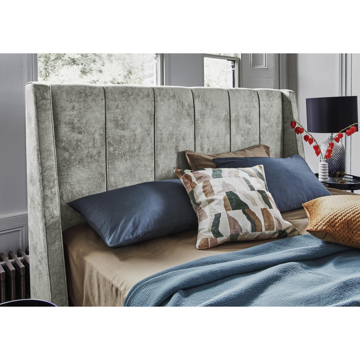 Hypnos - Bespoke Monarch Medium Divan Set with Continental Drawers - Double - Emerald Green – image 3
