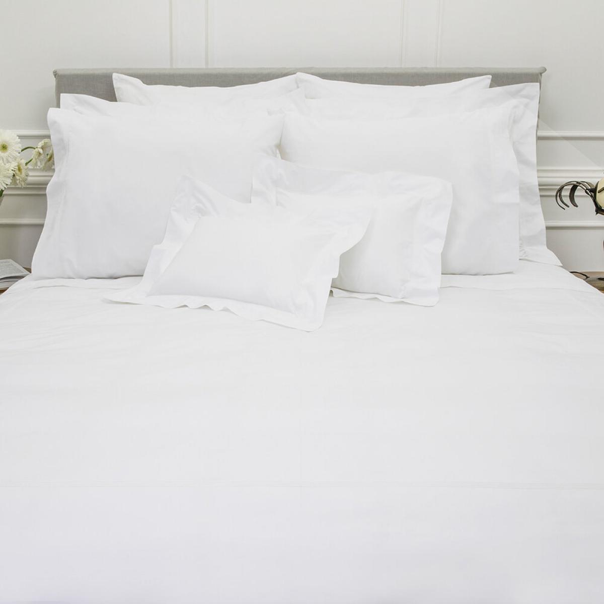 Reed Family Linen - Egyptian Cotton Four Row Cord Stitched Duvet Cover Set - White - Super King – image 3