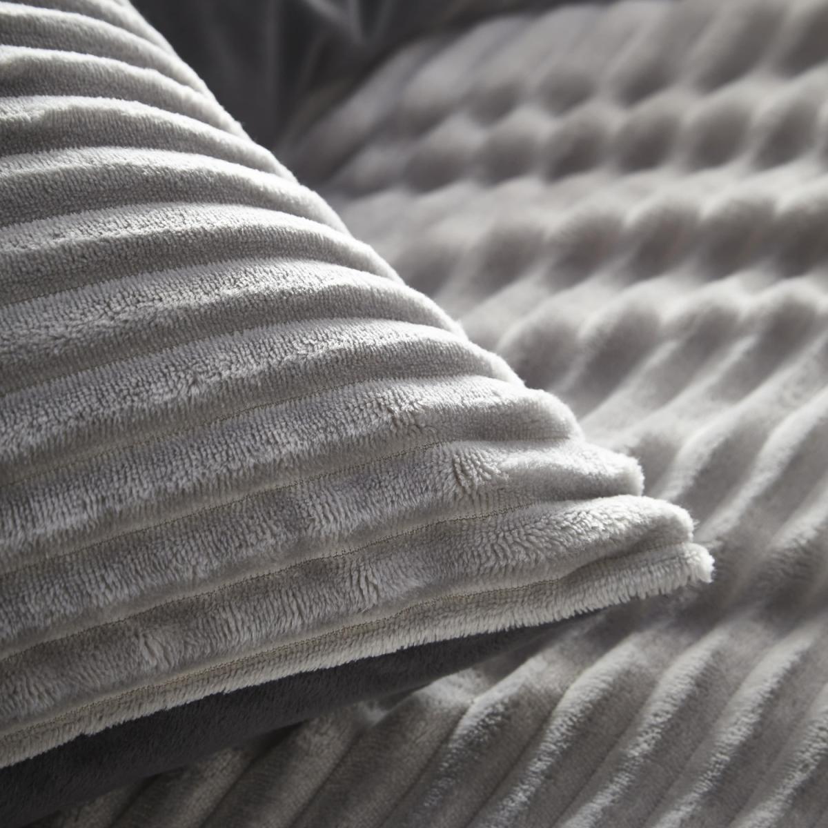 Alaska Silver Duvet Set - Super King / Superking – image 2
