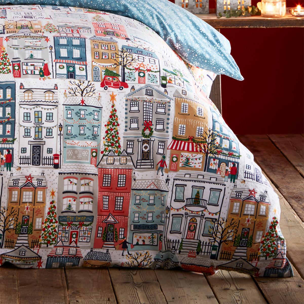 Christmas Streets Duvet Cover Set - Multi / Superking – image 3