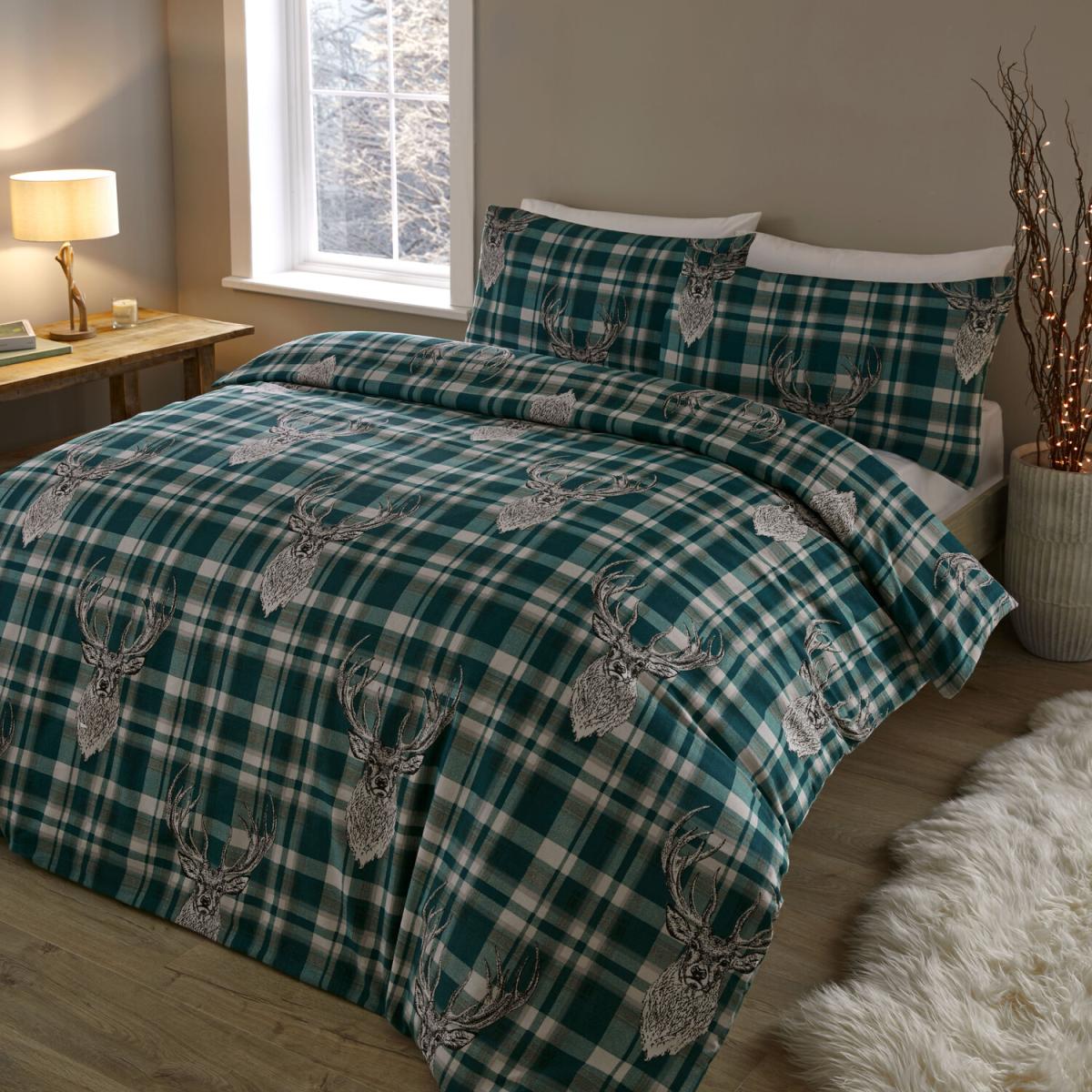 Moorland Stag Check Duvet Cover and Pillowcase Set - Green / Superking – image 2