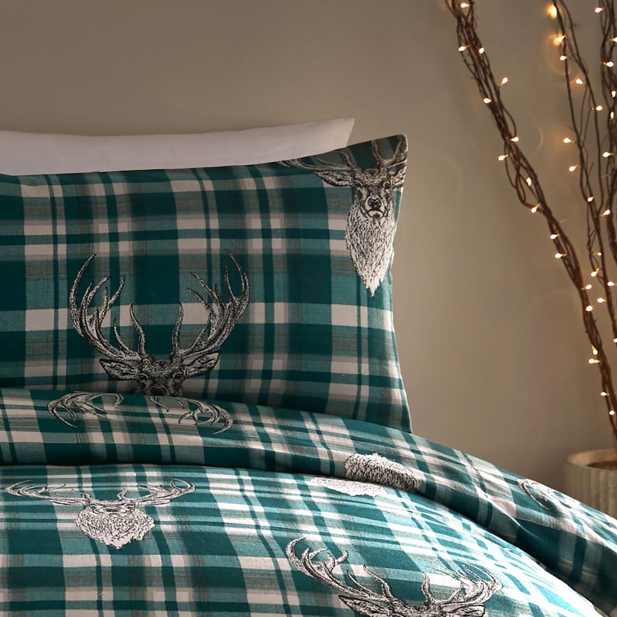 Moorland Stag Check Duvet Cover and Pillowcase Set - Green / Superking – image 4