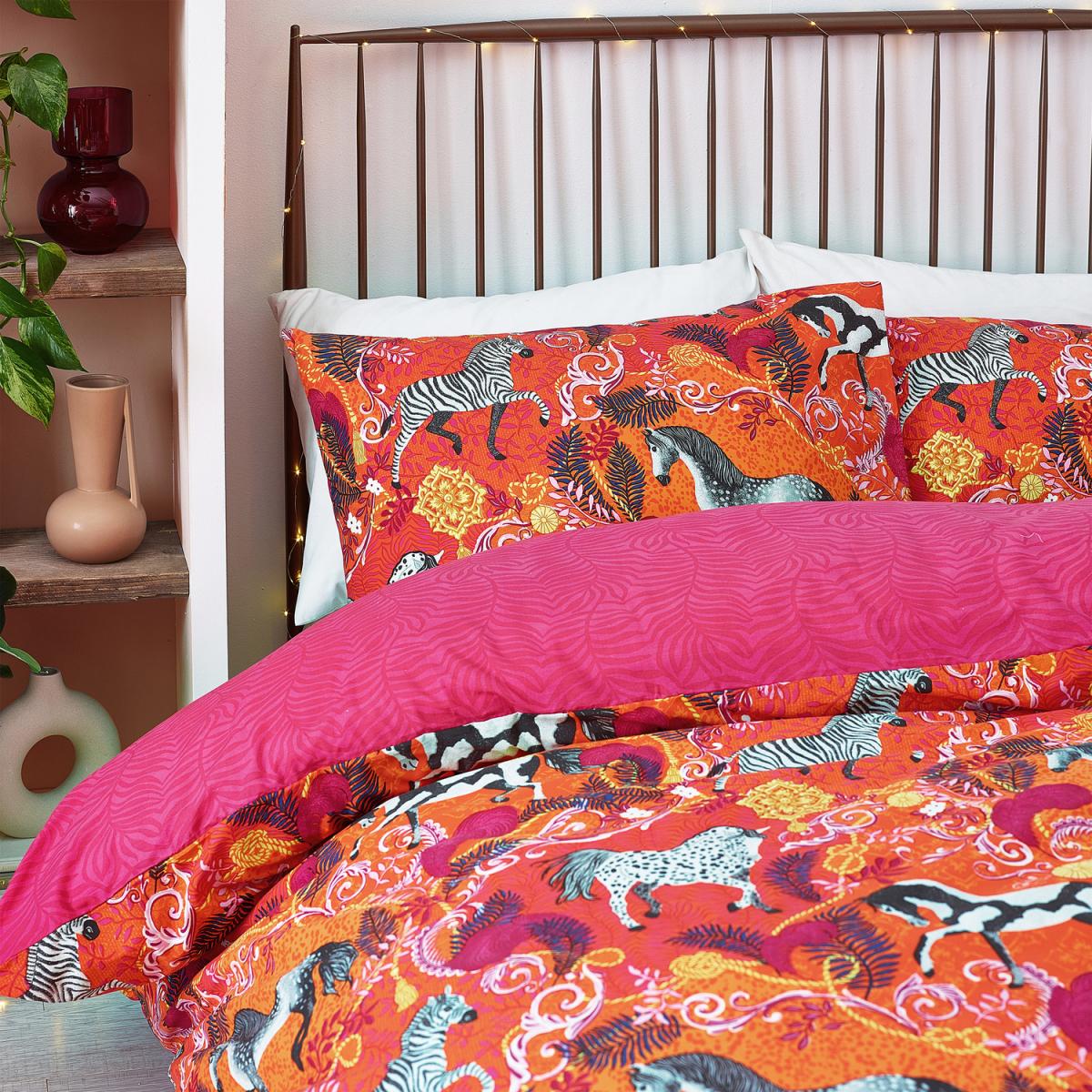 Andalucian Equestrian Duvet Cover Set - Orange / Superking – image 3