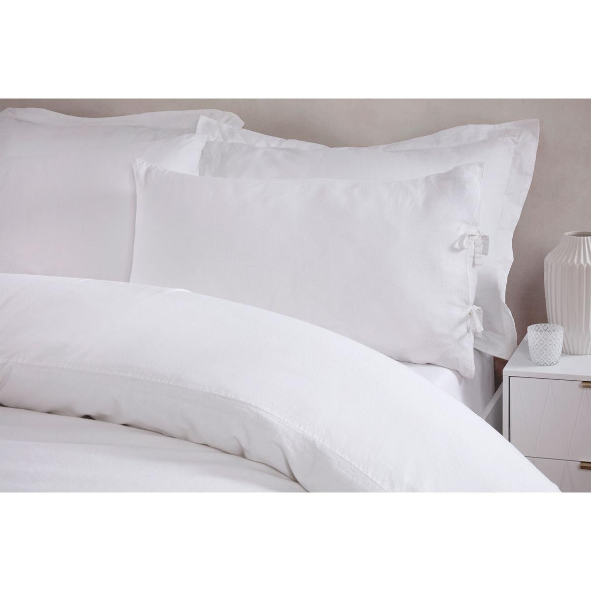 Cotton Linen Duvet and Pillowcase Set - White / Superking – image 4
