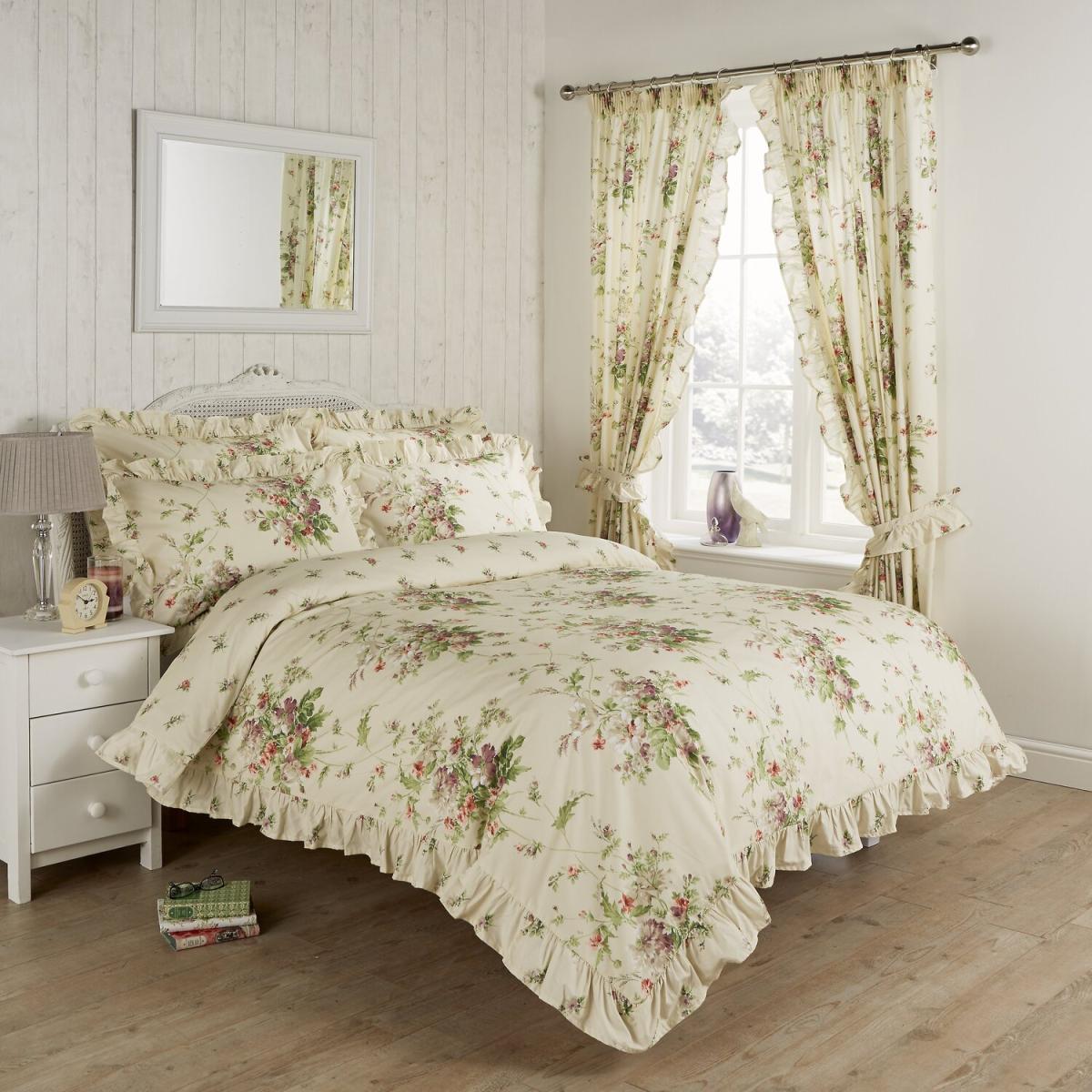 Vantona Country Madeleine Duvet Cover Set - White/Multi / Superking