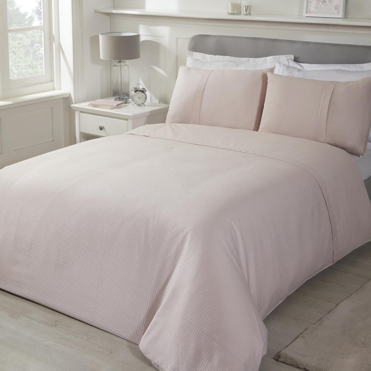 Luxury Waffle Duvet Cover and Pillowcase Set - Navy / Superking – image 11