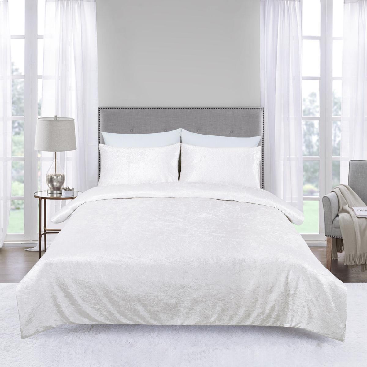 Crushed Velvet Duvet Cover and Pillowcase Set - Gold / Super King – image 14