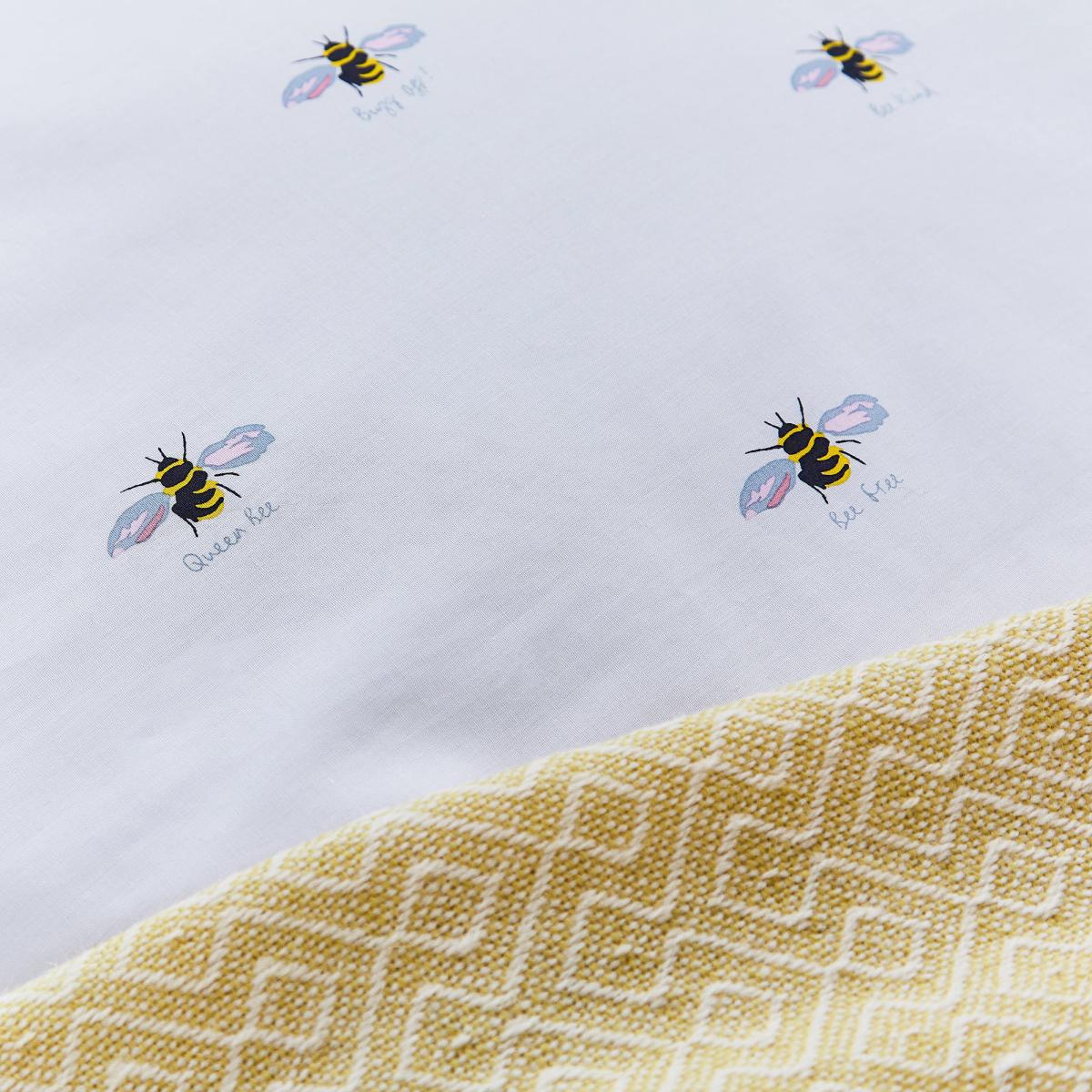 Joules Kelmarsh Bee Grey 100% Cotton Reversible Duvet Cover and Pillowcase Set Light Grey – image 5