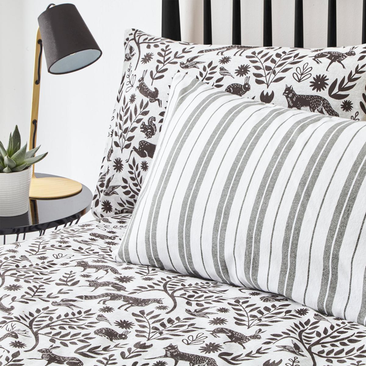 Skandi Woodland Duvet Cover and Pillowcase Set Charcoal (Grey) – image 3