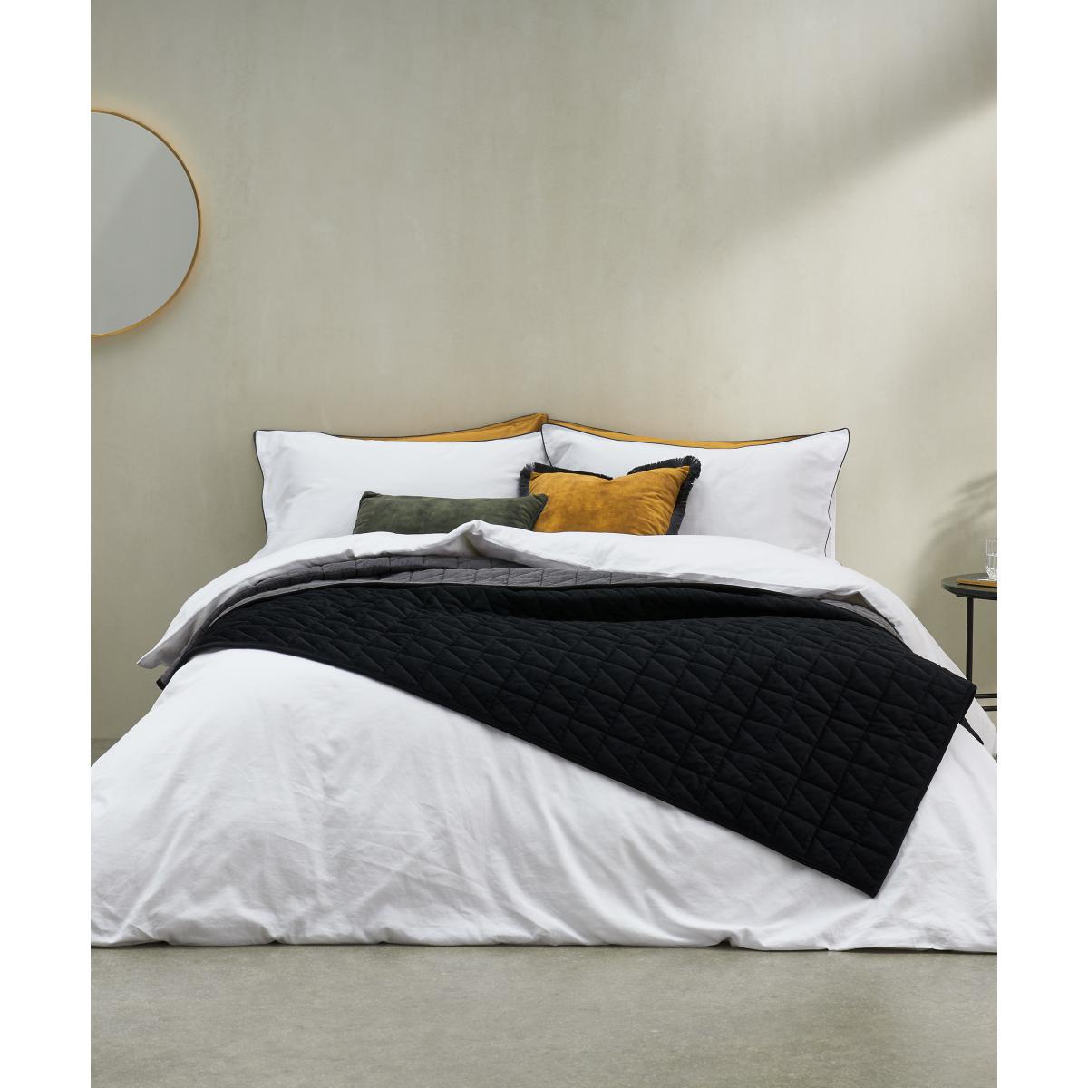 Hylia Washed Cotton Satin Duvet Cover + 2 Pillowcases, Double, White – image 2