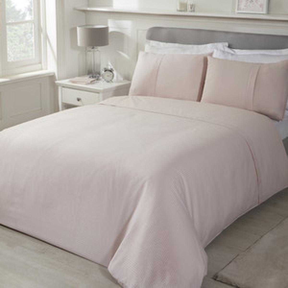 Luxury Waffle Duvet Cover and Pillowcase Set - White / Double – image 6
