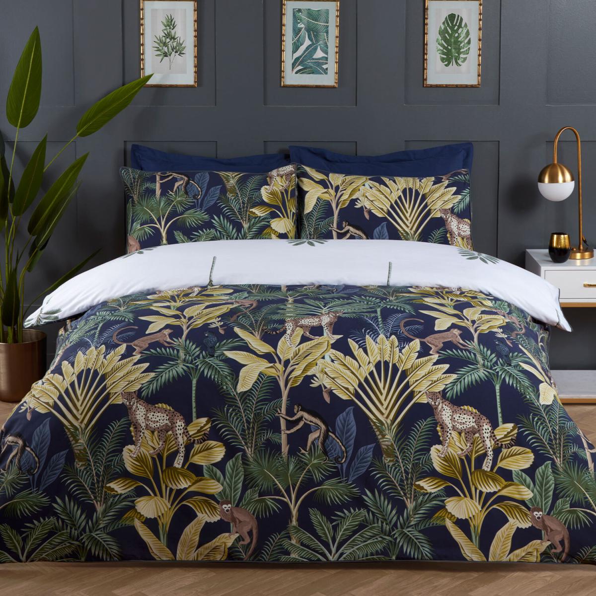Amazonia Duvet and Pillowcase Set - Double – image 1