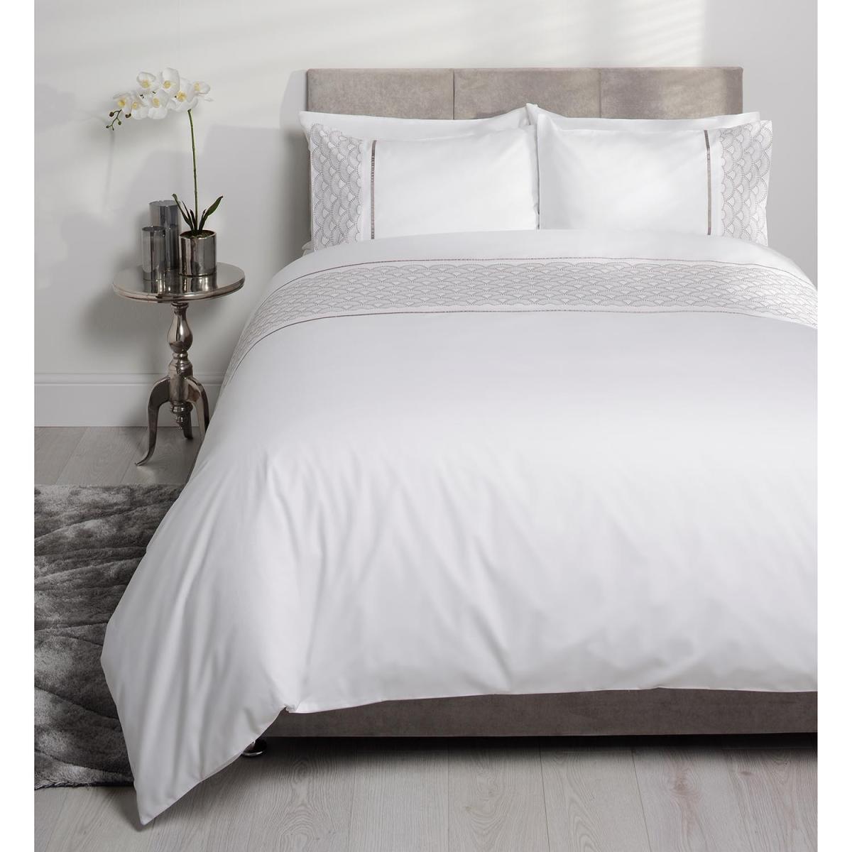Fan Embroidered Natural Duvet Cover and Pillowcase Set - Double – image 3