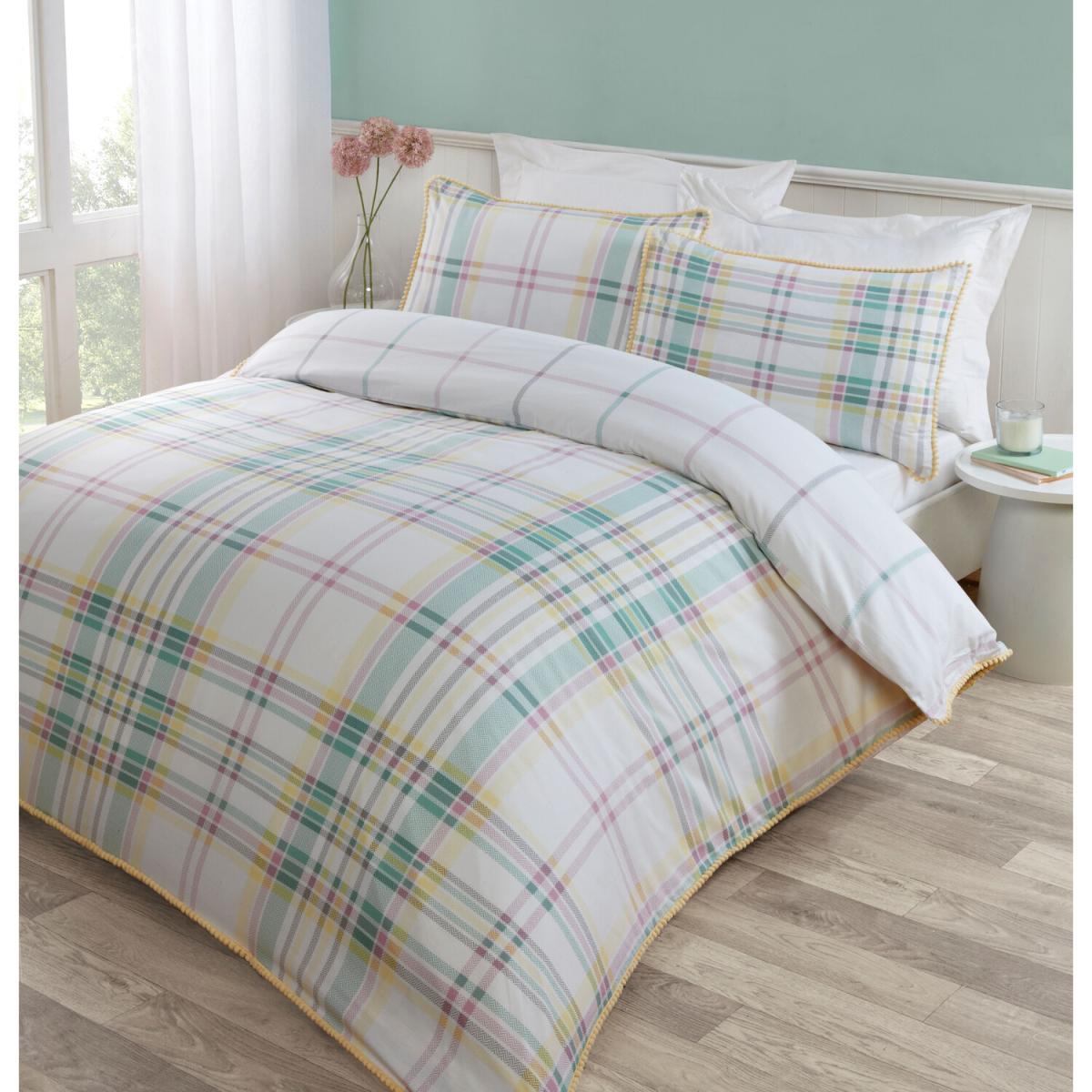 Spring Check Pompom Duvet Cover Set - Double – image 3
