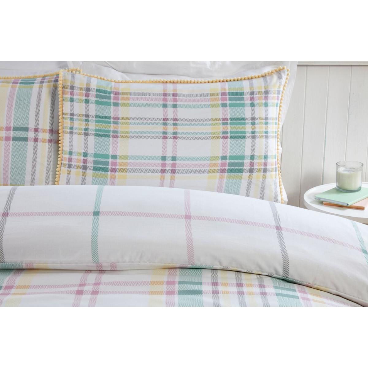 Spring Check Pompom Duvet Cover Set - Double – image 4
