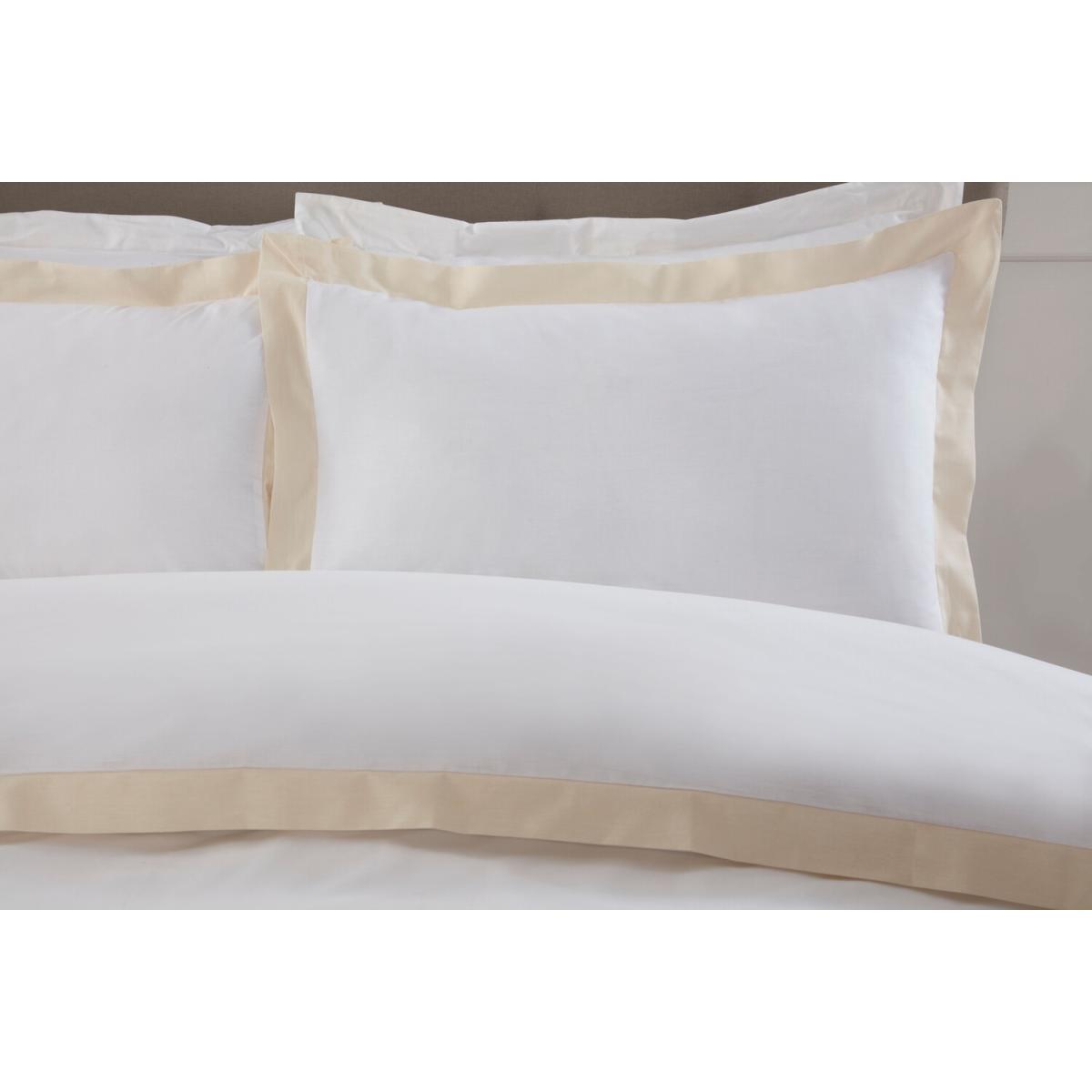 Hemsley Chambray Edge Duvet Cover and Pillowcase Set  - Double – image 2