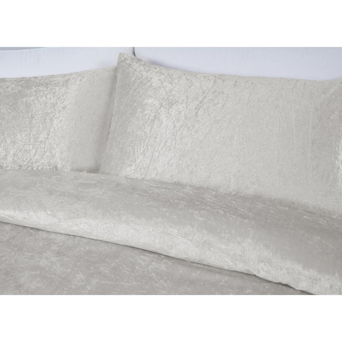 Crushed Velvet Duvet Cover and Pillowcase Set - Gold / Double – image 4
