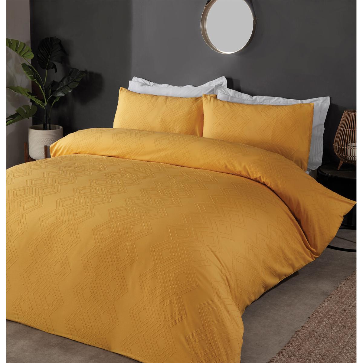 Sakari Duvet Cover and Pillowcase Set - Ochre / Double – image 3