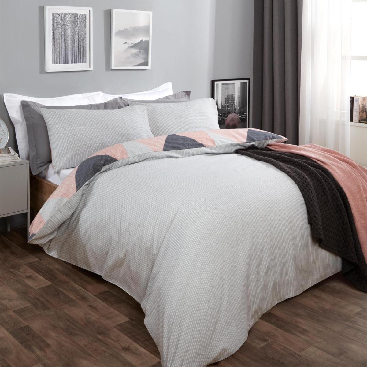 Dreamscene Textured Geometric Duvet Cover Set with Pillowcases - Pink / Double – image 2
