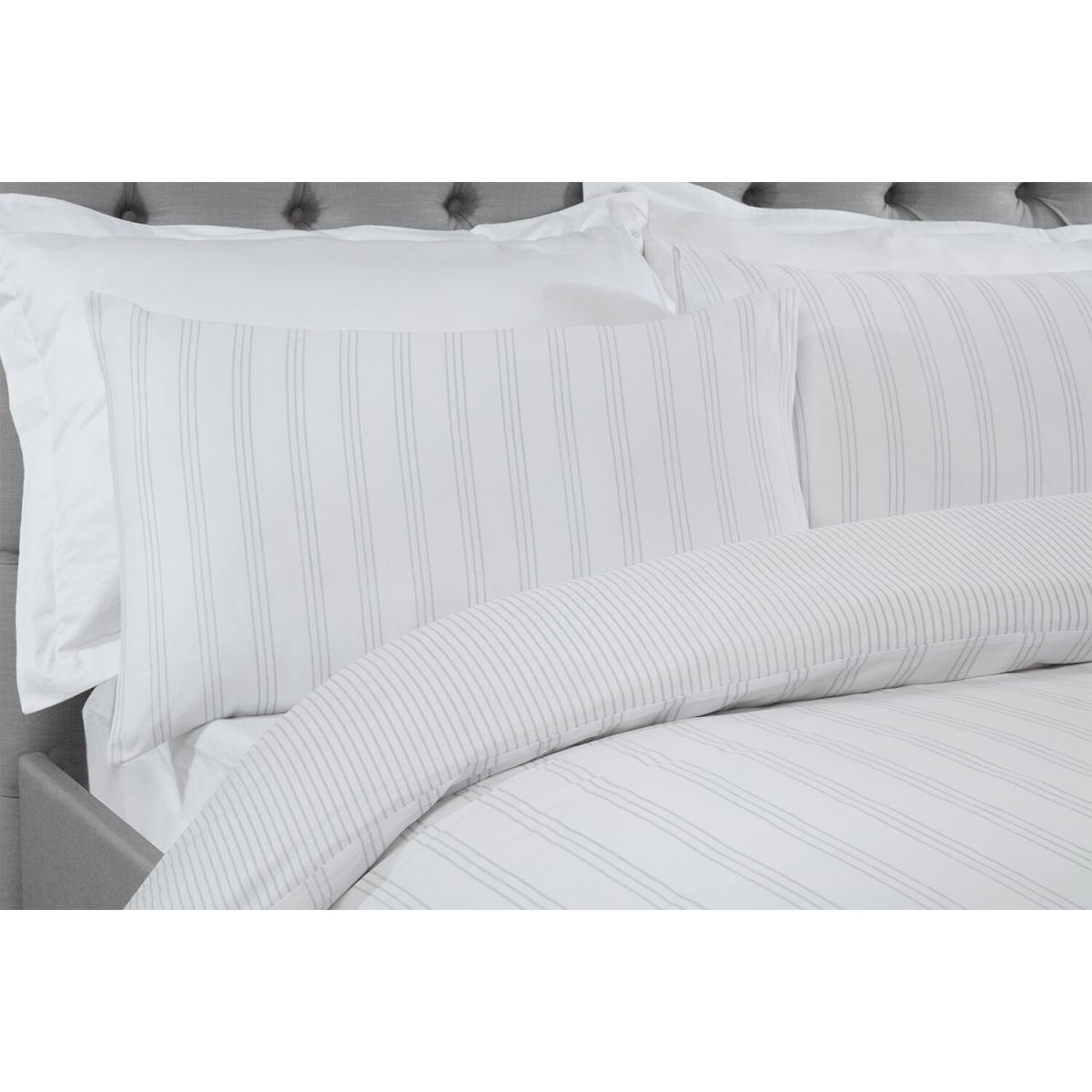 Thurlestone Stripe Duvet Cover and Pillowcase Set - Grey / Double – image 4