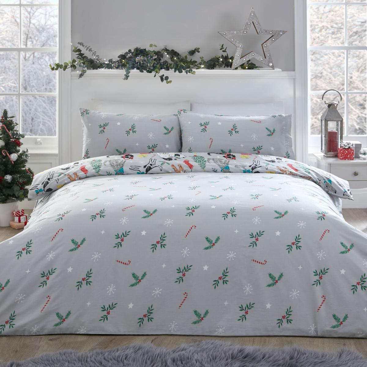 Pawfect Christmas Duvet Cover and Pillowcase Set  - Grey / Double – image 2