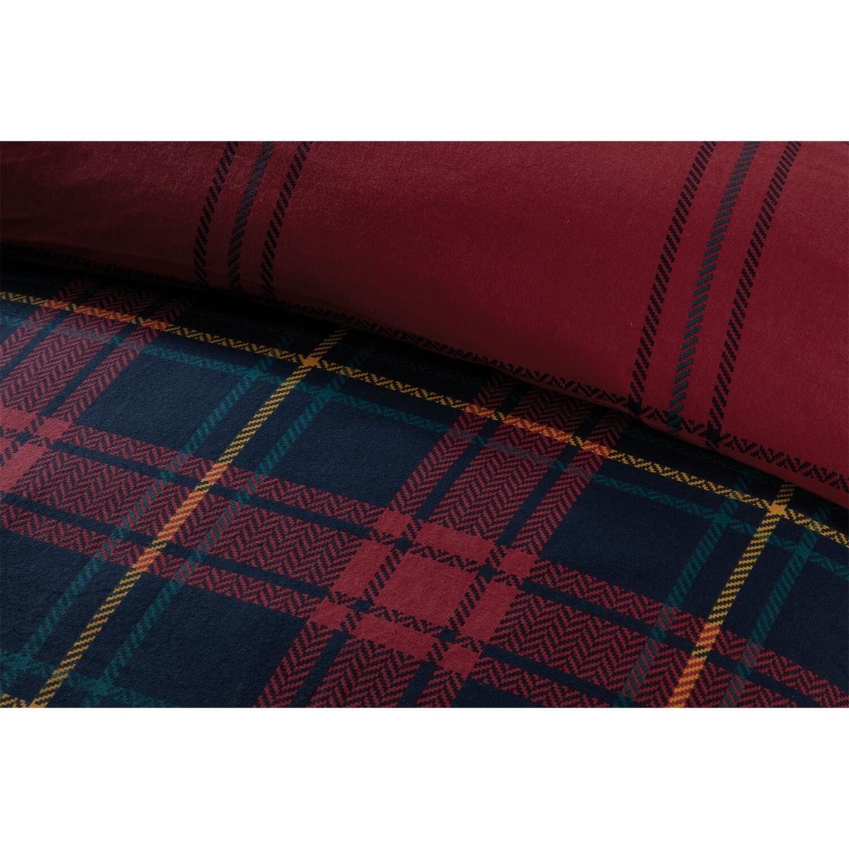 Kinsley Tartan Duvet Cover and Pillowcase Set - Red / Double – image 4
