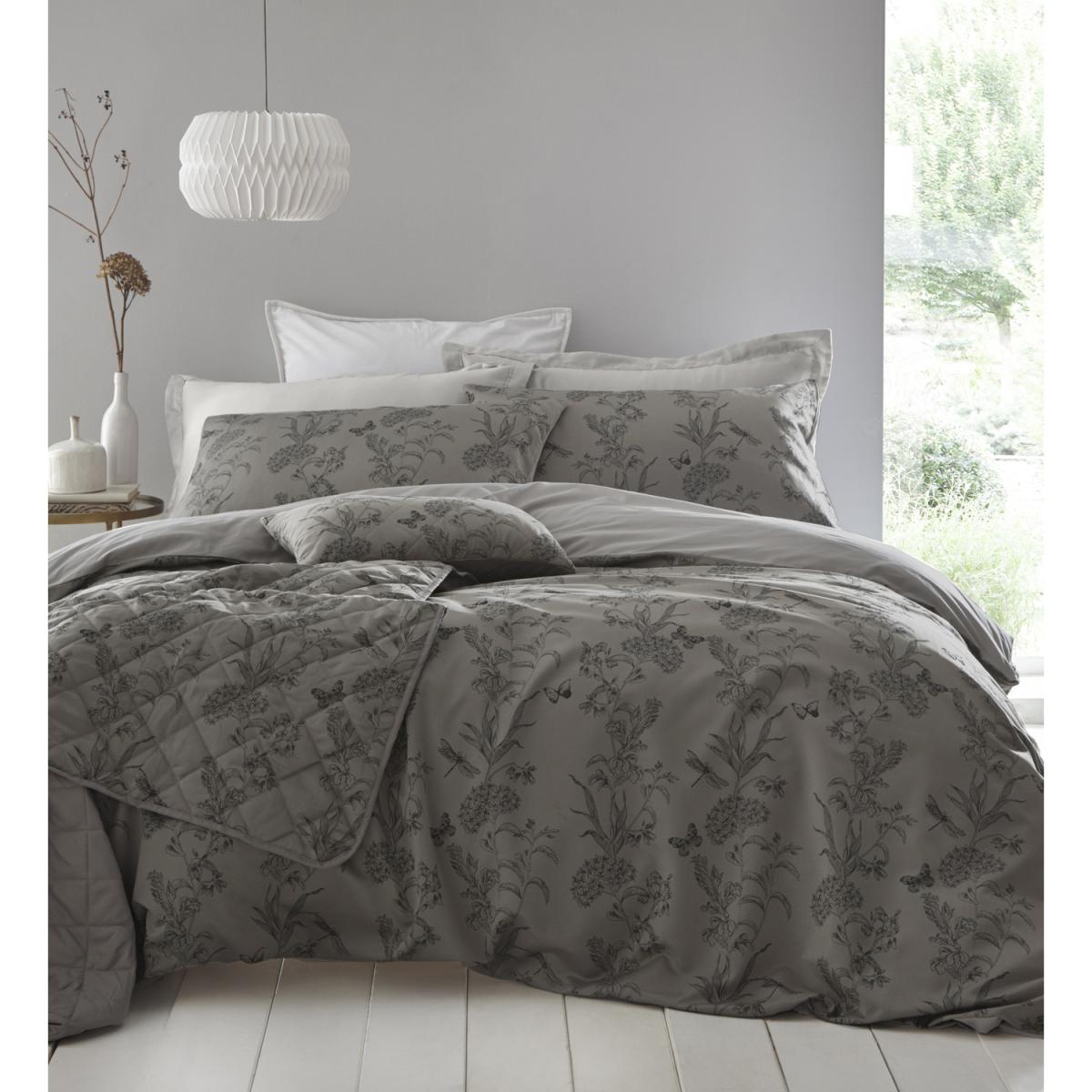 Arboretum Duvet Cover and Pillowcase Set - Lilac / Double – image 5