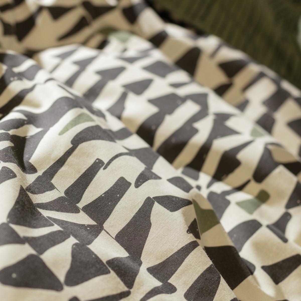 Habitat Triangles Print Cream & Black Bedding Set - Kingsize – image 7